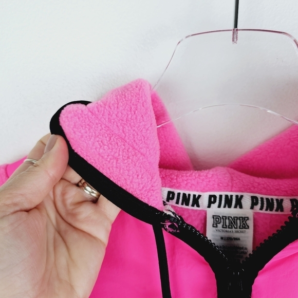 PINK Victoria's Secret Pink 1/4 Zip Hooded Fleece Sweatshirt, size Medium - Picture 8 of 10